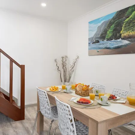 Ourmadeira - Casa Da Vinha Вилла Камара-де-Лобуш