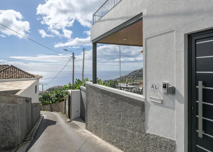 Ourmadeira - Casa Da Vinha * Câmara de Lobos